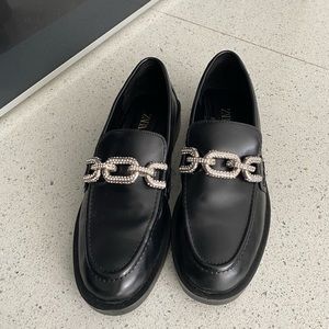 ZARA Loafer with fun Crystal Chain Details